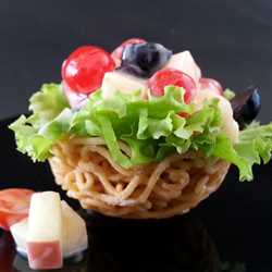 SALAD MIE